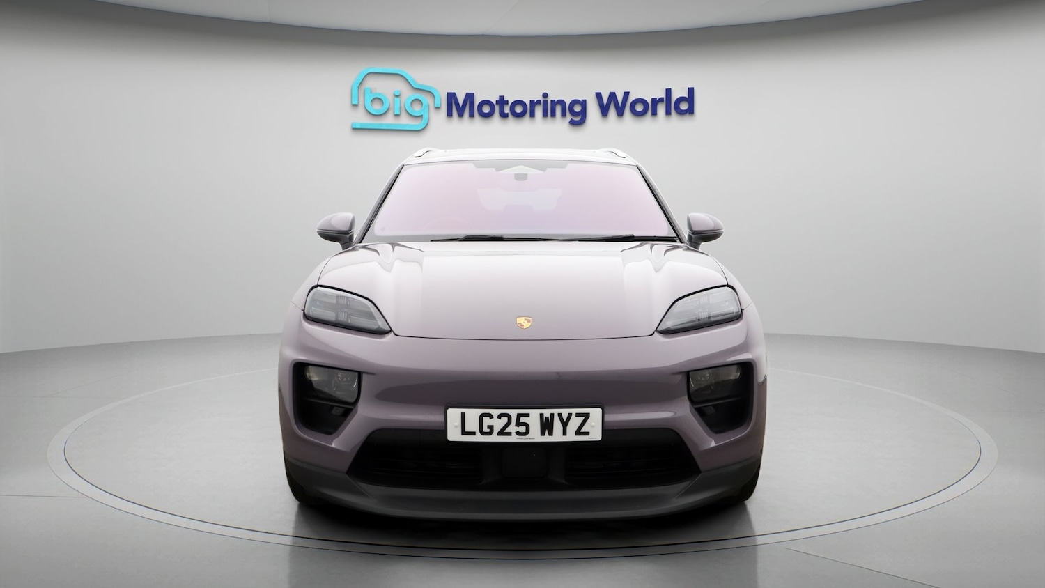 Used Porsche Macan 2025 for sale - 77240684: Photo 2