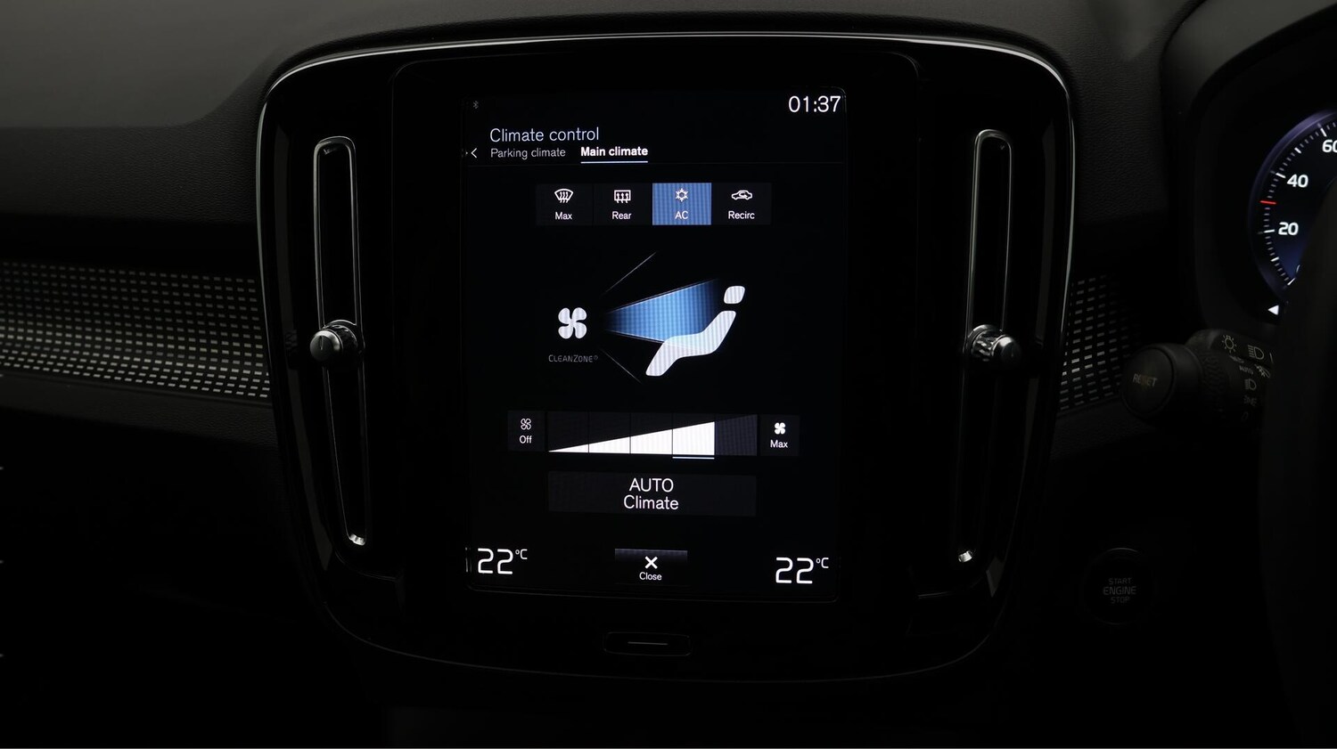 Used Volvo XC40 2021 for sale - 76714604: Photo 13