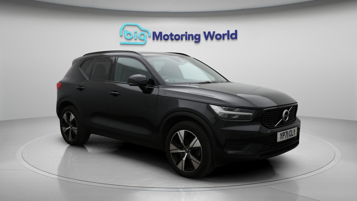 Used Volvo XC40 2021 for sale - 76714604: Photo 2