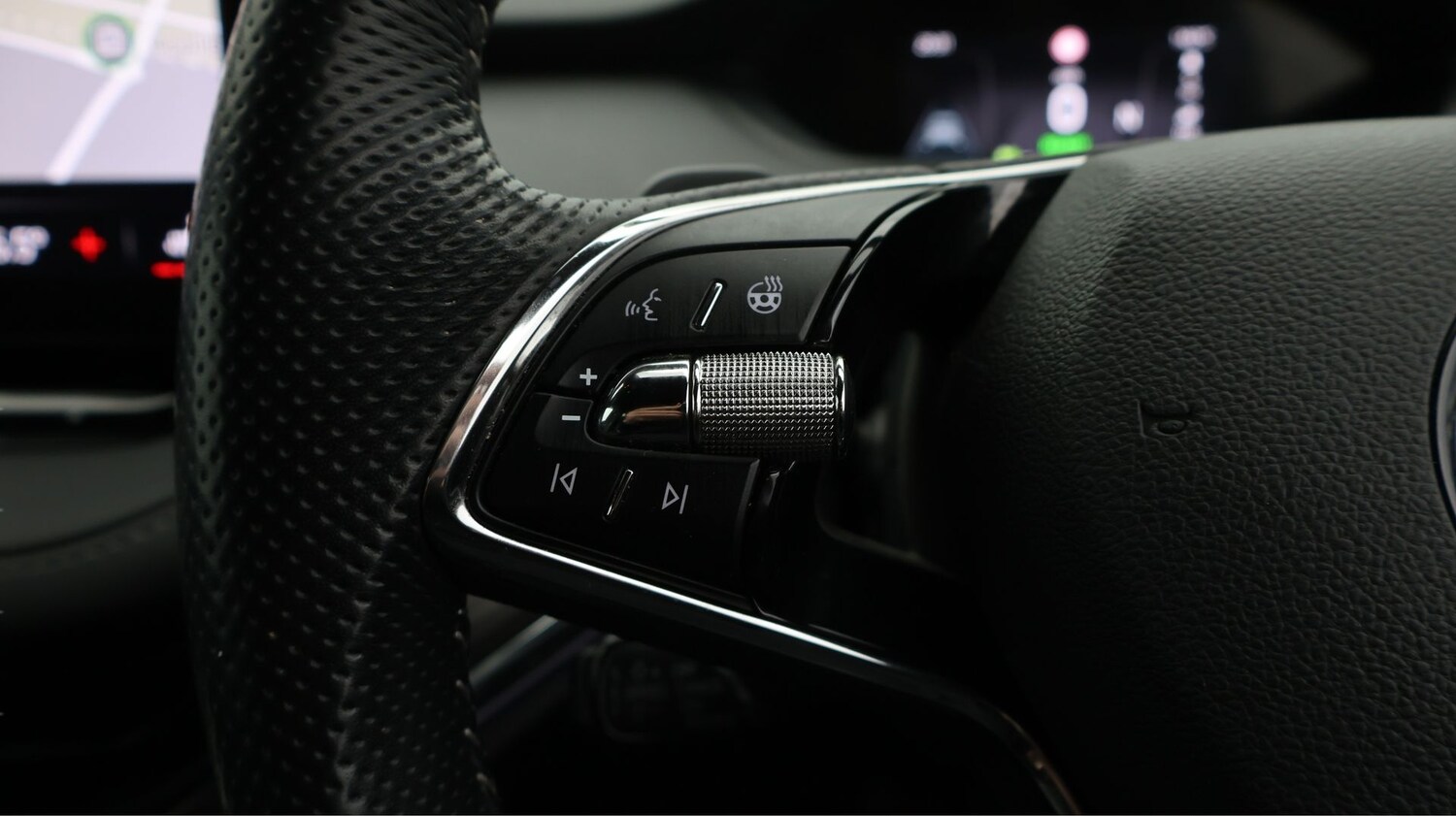 Used Skoda Enyaq for sale - 77618674: Photo 24