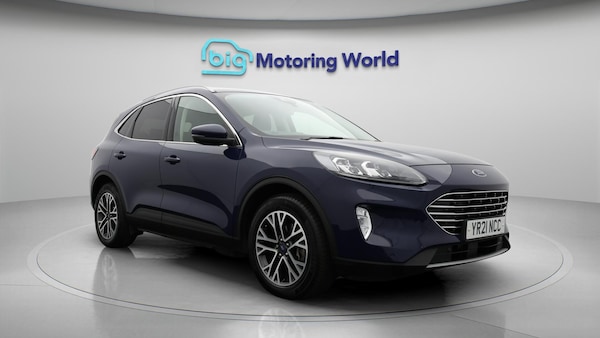 Used Ford Kuga 2021 for sale - 76240238: Photo 2