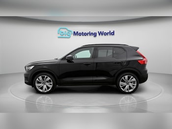 Used Volvo XC40 2022 for sale - 79088680: Photo