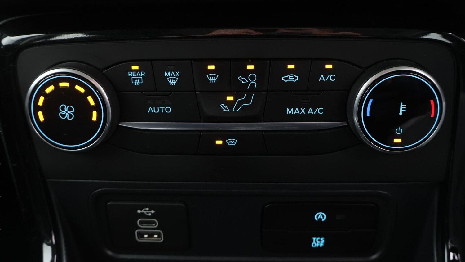 Used Ford Ecosport for sale - 77766617: Photo 12