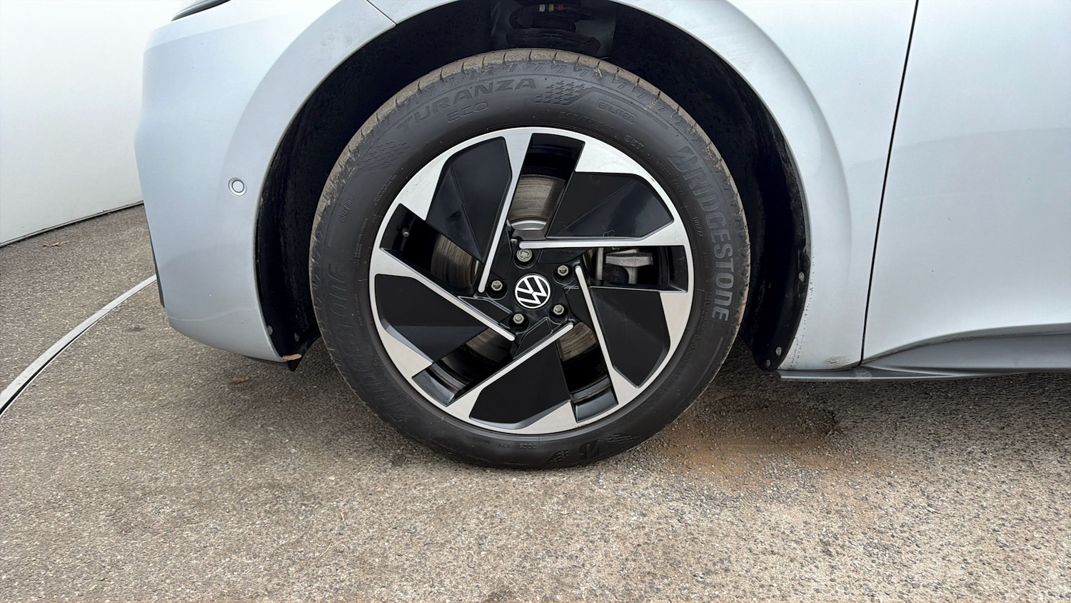 Used Volkswagen ID.3 2023 for sale - 77830008: Photo 17