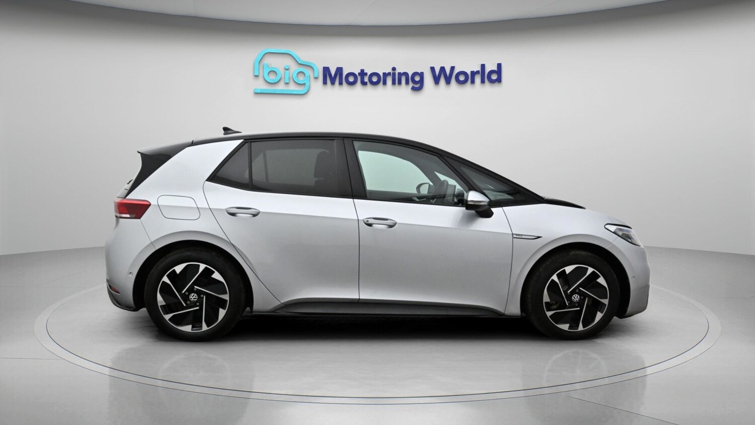 Used Volkswagen ID.3 2023 for sale - 77830008: Photo 8