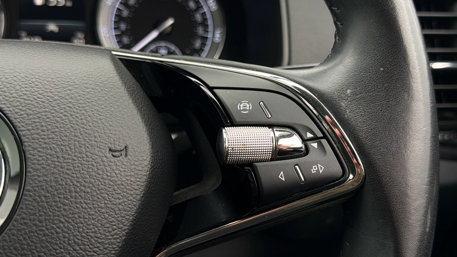 Used Skoda Karoq 2022 for sale - 78196649: Photo 24