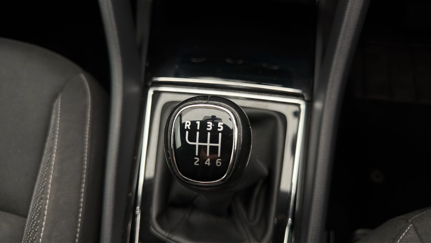 Used Skoda Karoq 2022 for sale - 78196649: Photo 27