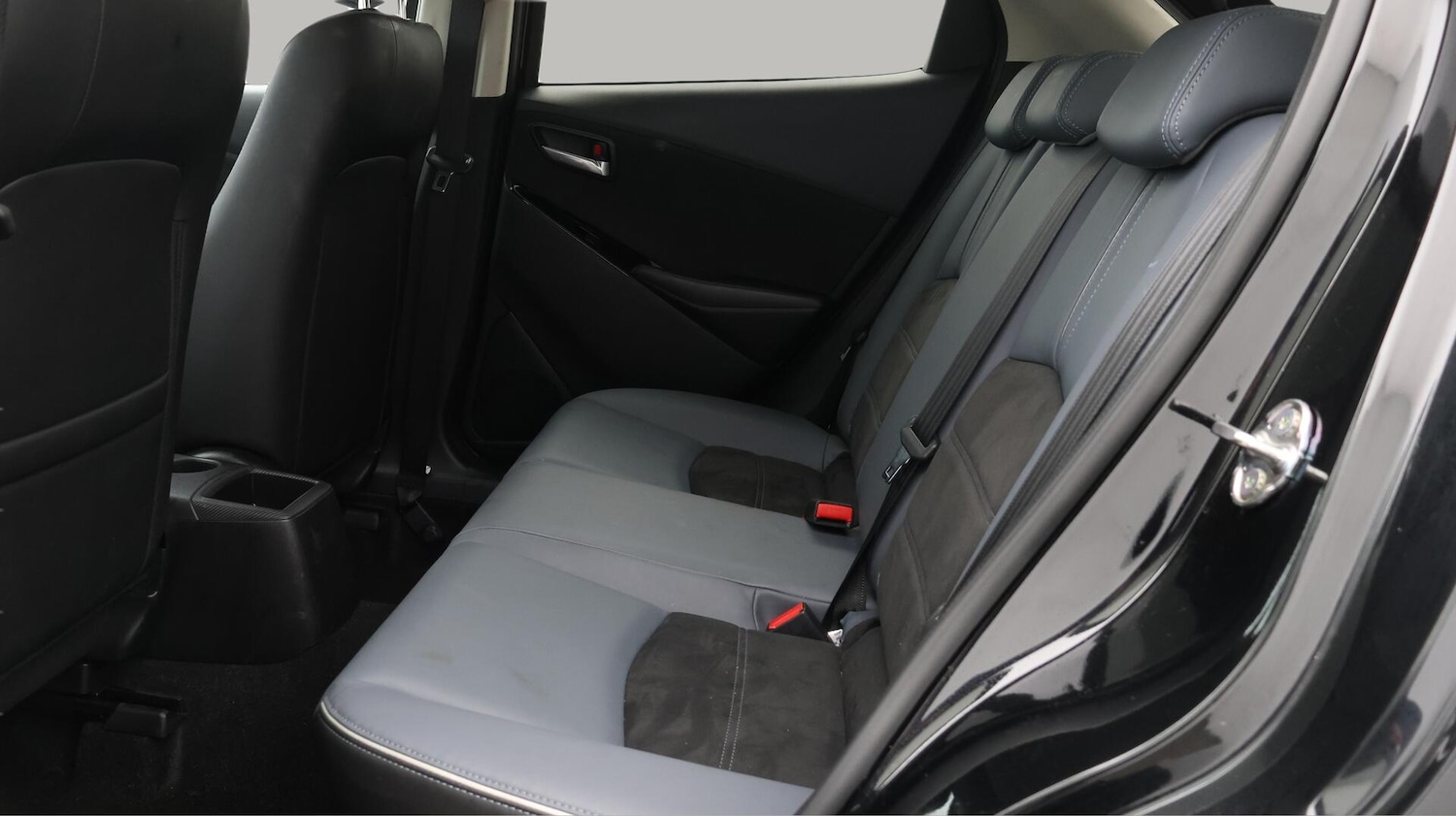 Used Mazda Mazda2 2022 for sale - 76657664: Photo 17