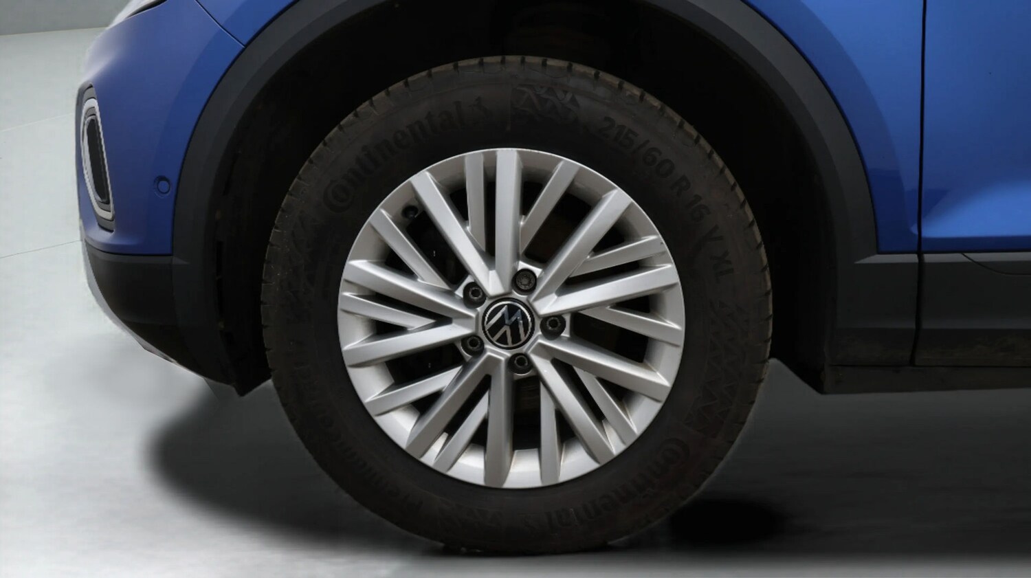 Used Volkswagen T-Roc 2023 for sale - 77449997: Photo 18