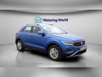 Used Volkswagen T-Roc 2023 for sale - 77449997: Photo