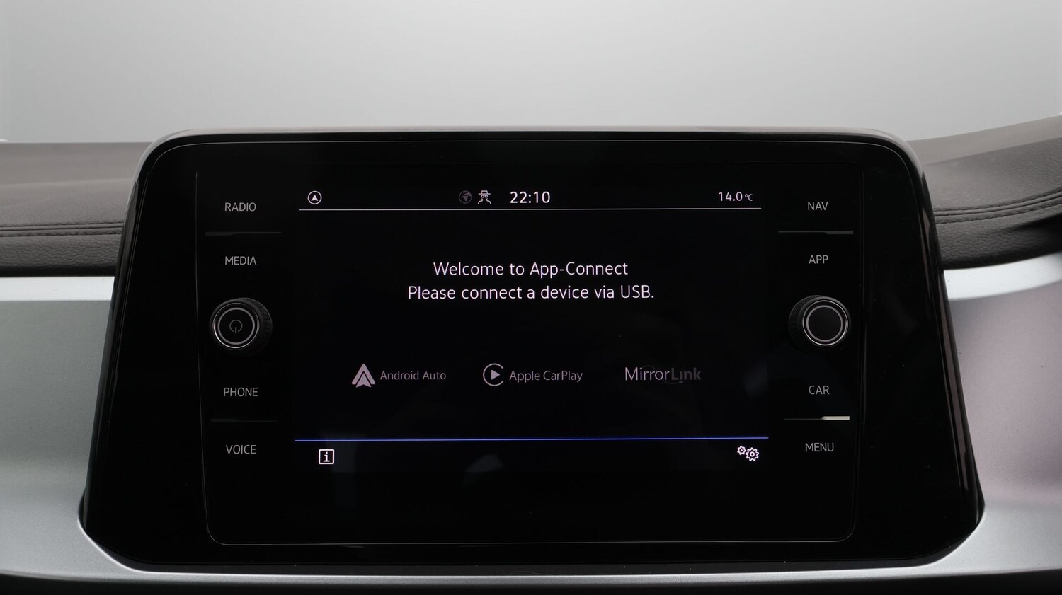 Used Volkswagen T-Roc 2023 for sale - 77449997: Photo 23