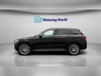 Used Mercedes-Benz GLC 2021 for sale - 77501963: Photo