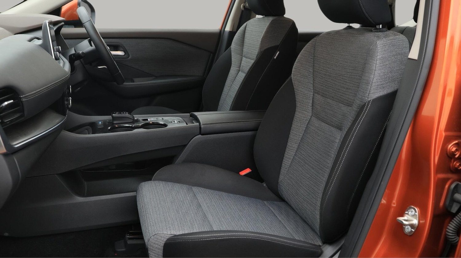 Used Nissan X-Trail 2024 for sale - 76072700: Photo 14