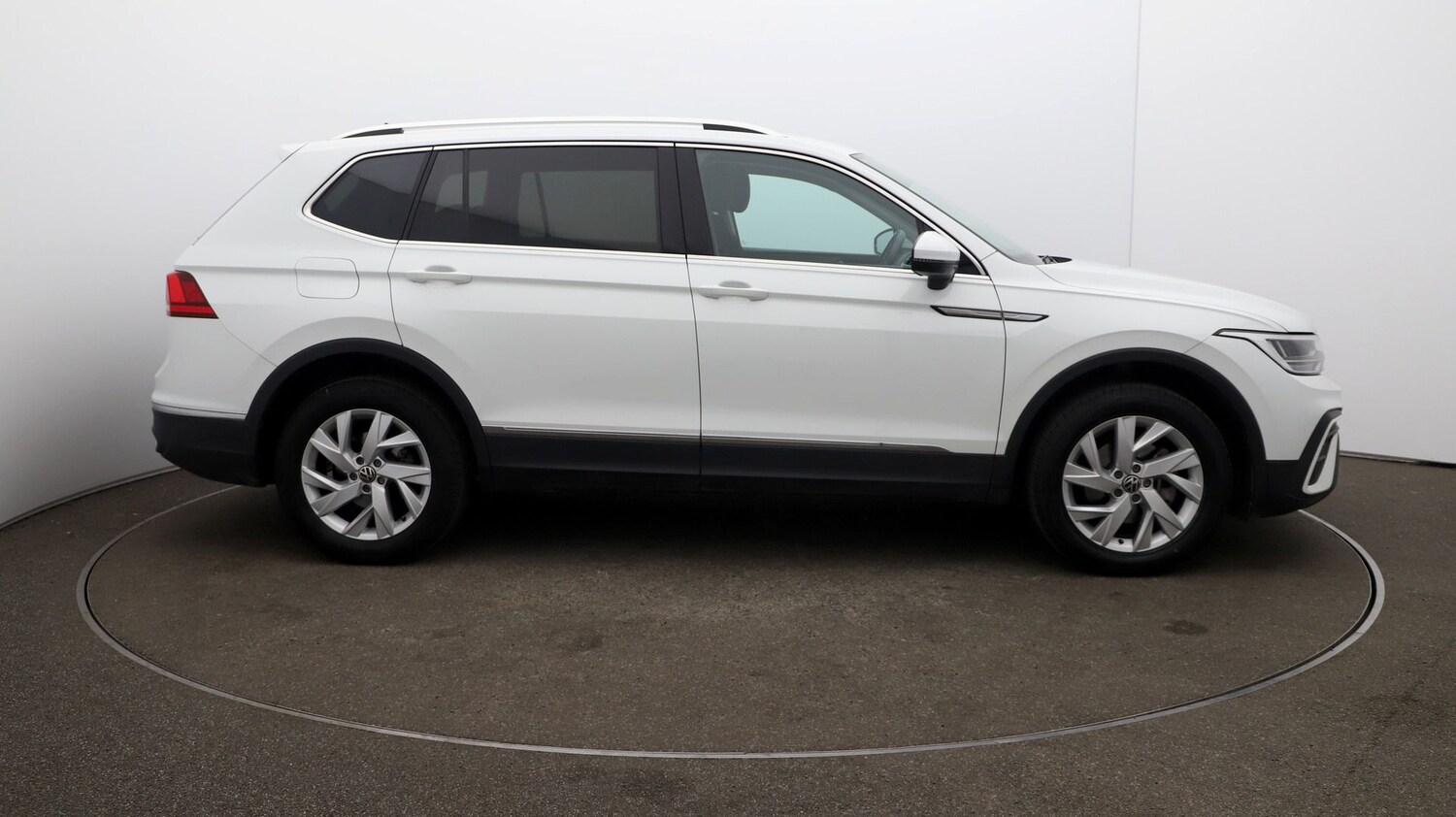 Used Volkswagen Tiguan Allspace for sale - 76809776: Photo 38