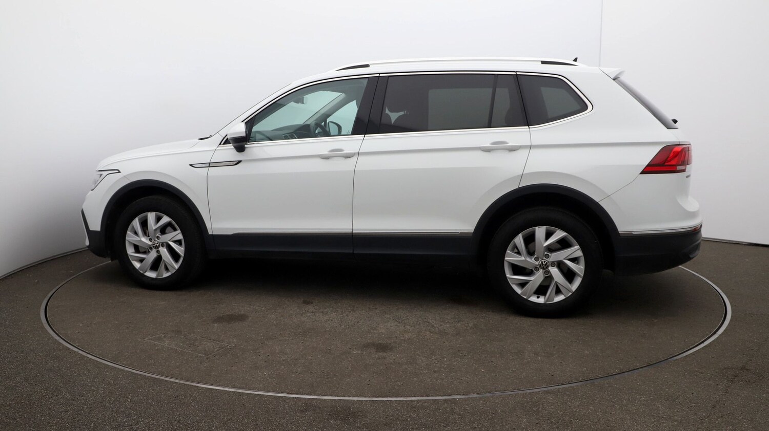 Used Volkswagen Tiguan Allspace for sale - 76809776: Photo 52