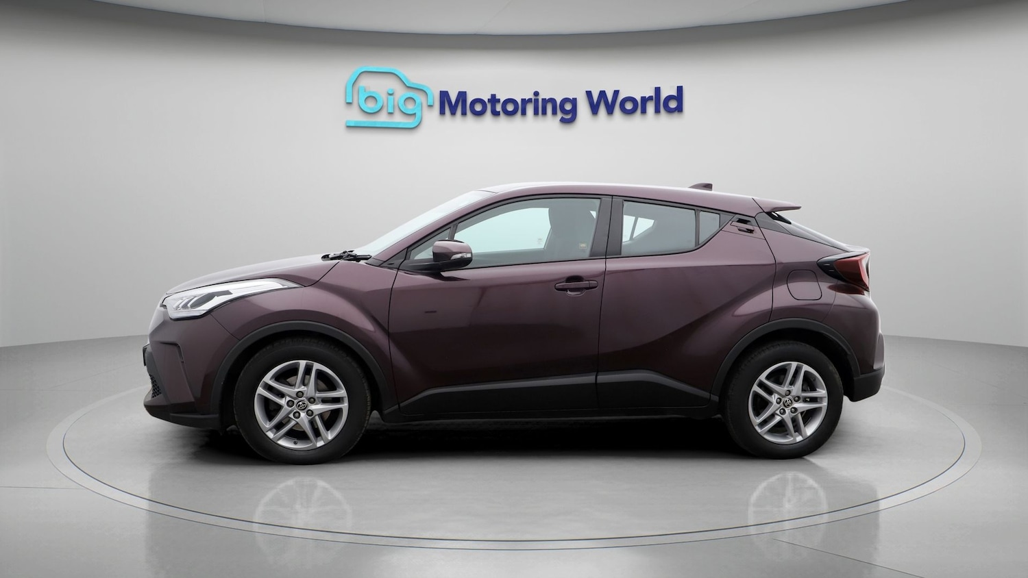 Used Toyota C-HR 2023 for sale - 77428921: Photo 4