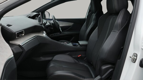 Used Peugeot 3008 2023 for sale - 75707729: Photo 15