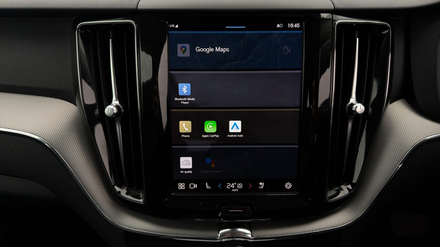 Used Volvo XC60 2023 for sale - 78075174: Photo 10