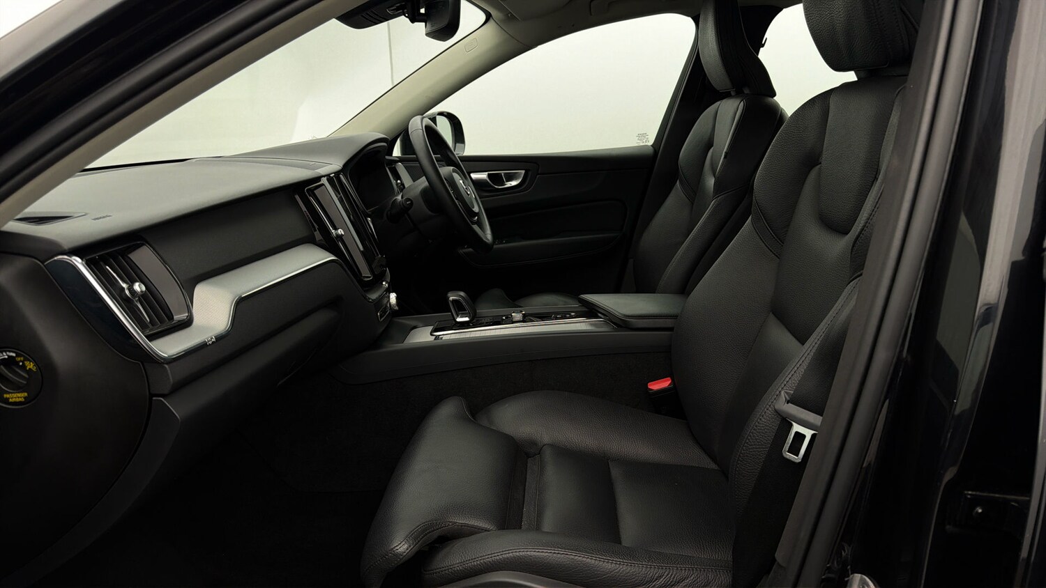 Used Volvo XC60 2023 for sale - 78075174: Photo 13