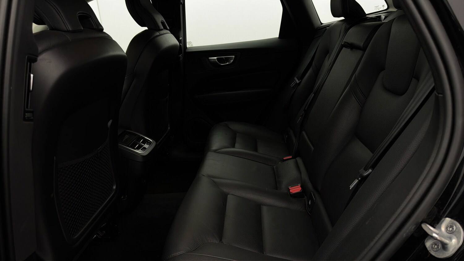 Used Volvo XC60 2023 for sale - 78075174: Photo 15