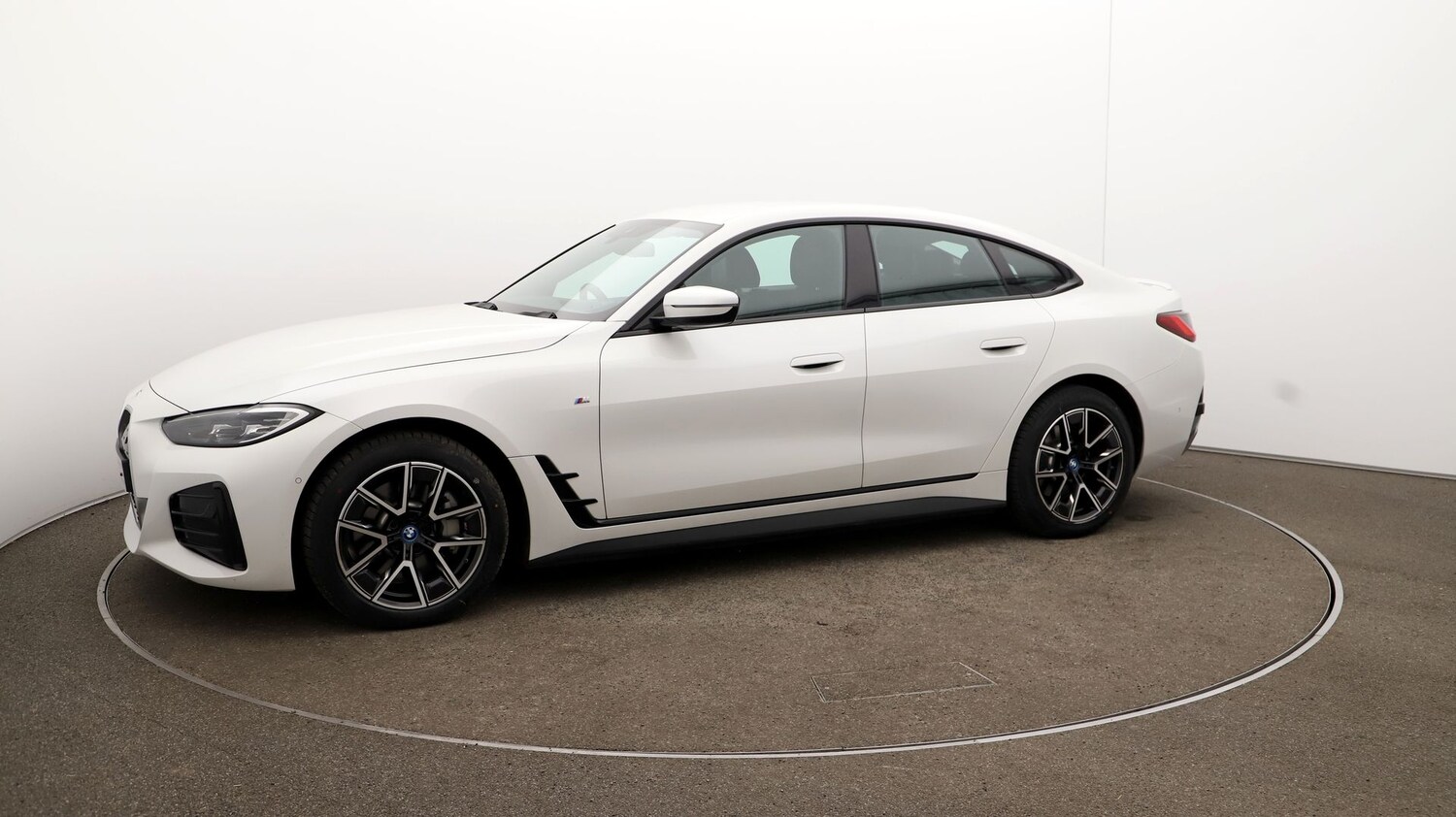 Used BMW i4 for sale - 76811872: Photo 59