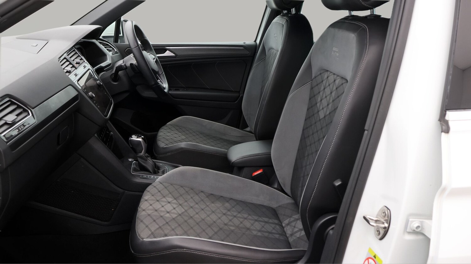 Used Volkswagen Tiguan for sale - 77423307: Photo 14