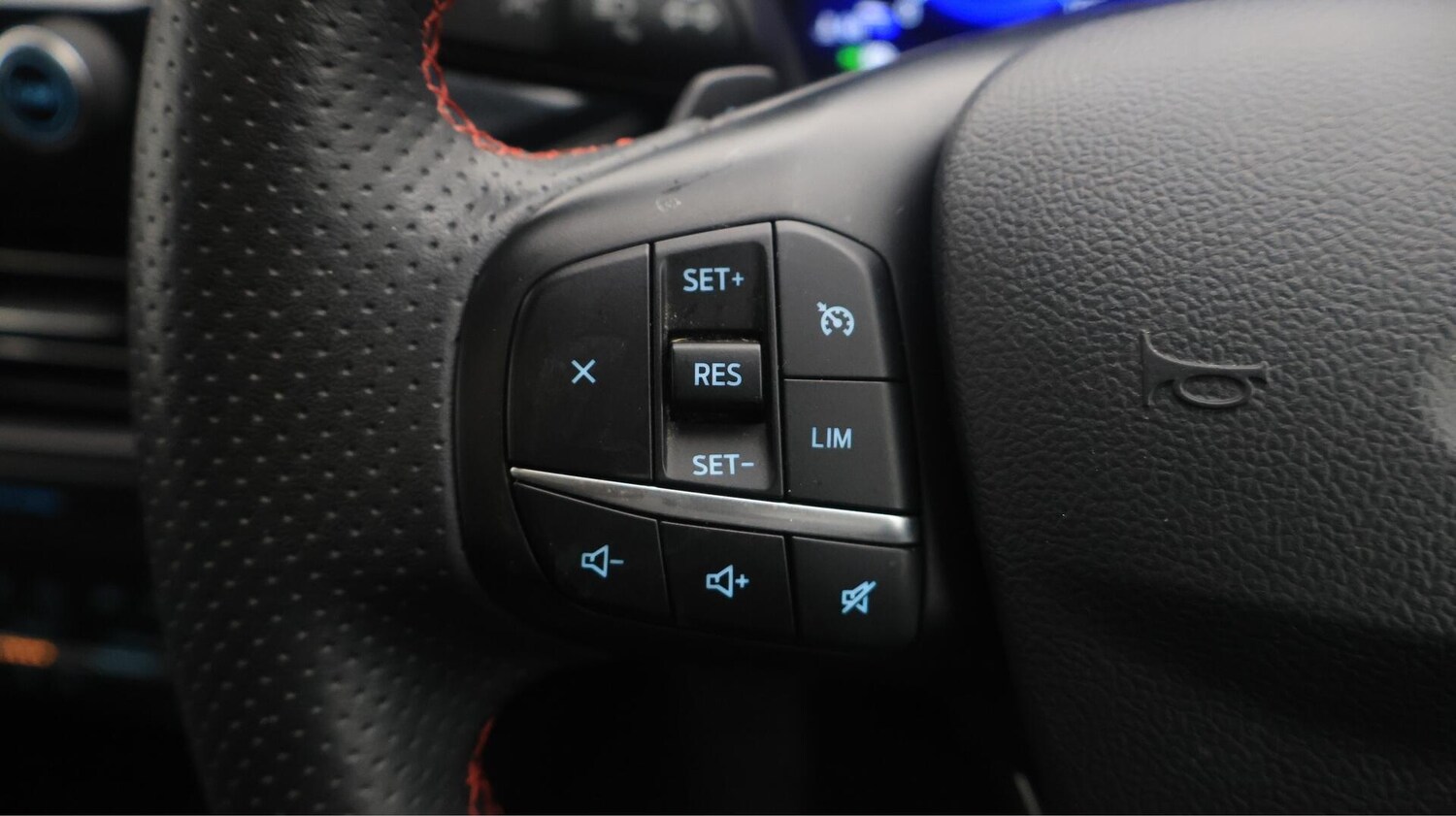 Used Ford Kuga 2020 for sale - 76238670: Photo 26