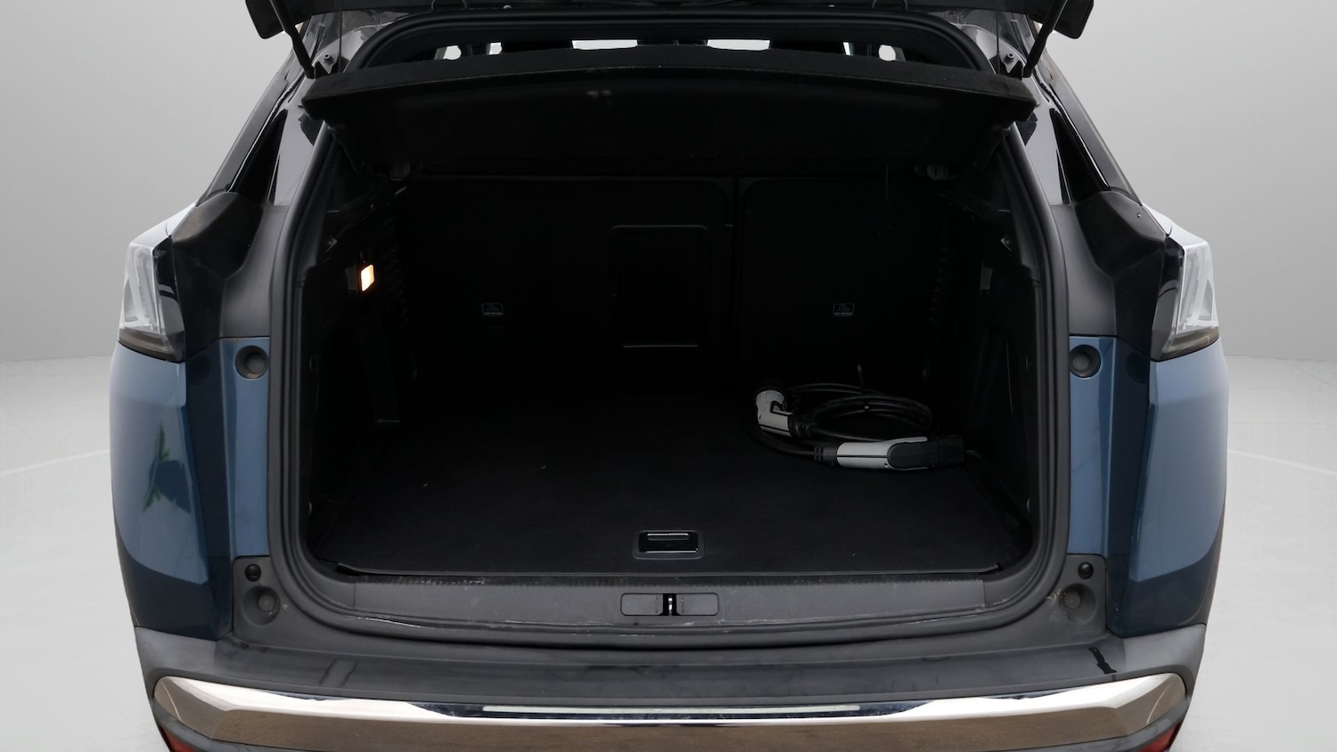 Used Peugeot 3008 2022 for sale - 77831182: Photo 17