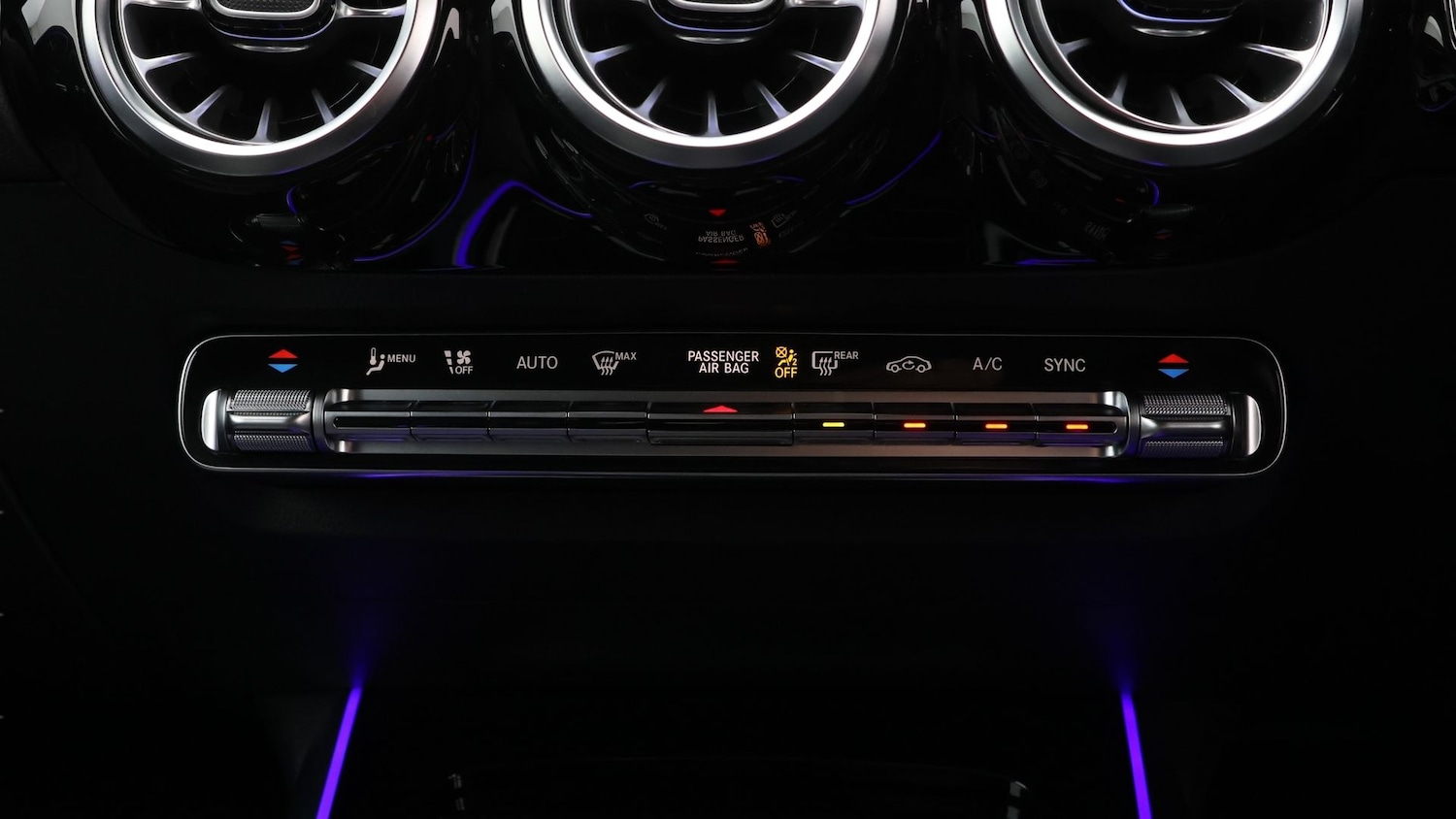 Used Mercedes-Benz GLA 2021 for sale - 77607037: Photo 12