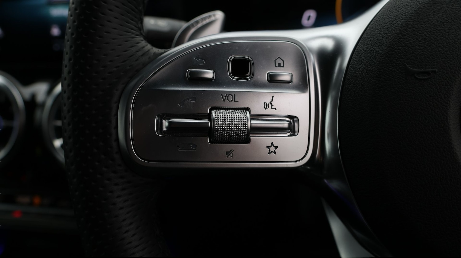 Used Mercedes-Benz GLA 2021 for sale - 77607037: Photo 24