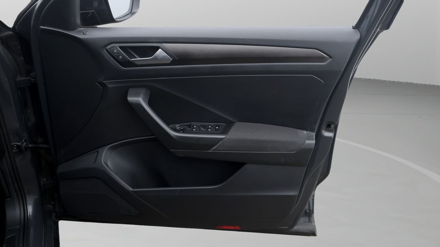 Used Volkswagen T-Roc 2020 for sale - 77363820: Photo 15