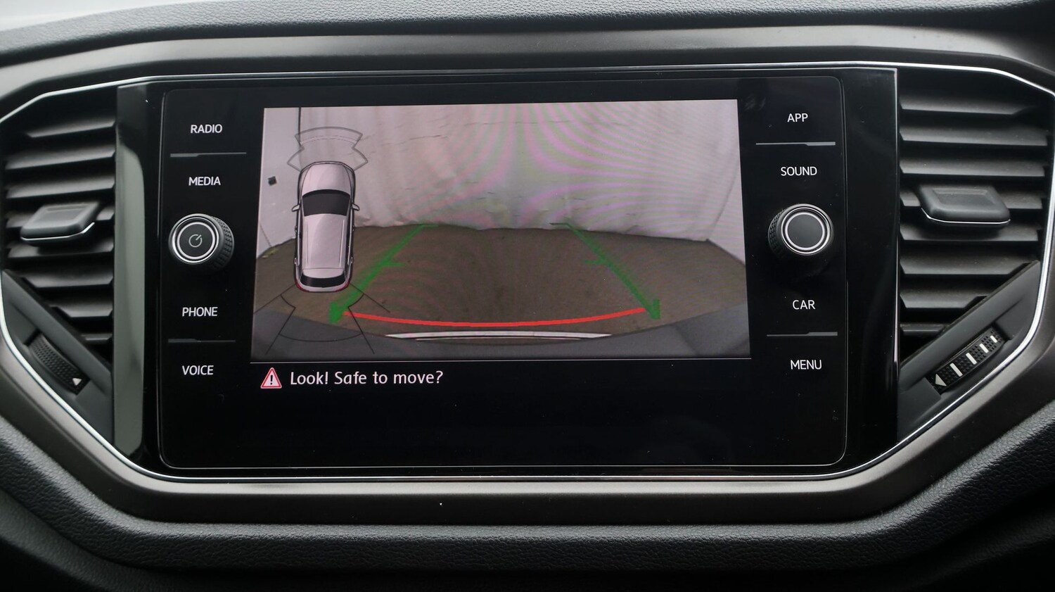 Used Volkswagen T-Roc 2020 for sale - 77363820: Photo 24