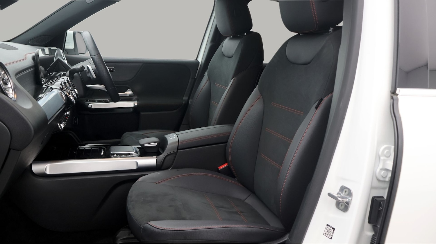 Used Mercedes-Benz EQB 2024 for sale - 77452838: Photo 14