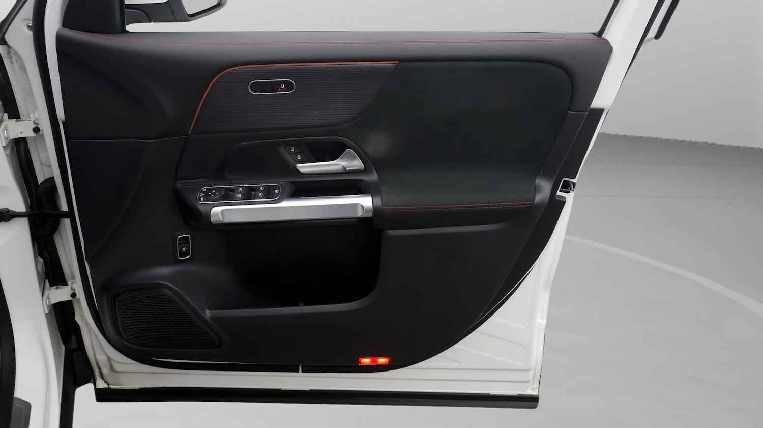 Used Mercedes-Benz EQB 2024 for sale - 77452838: Photo 15