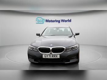 Used BMW 3 Series 2021 for sale - 77758182: Photo