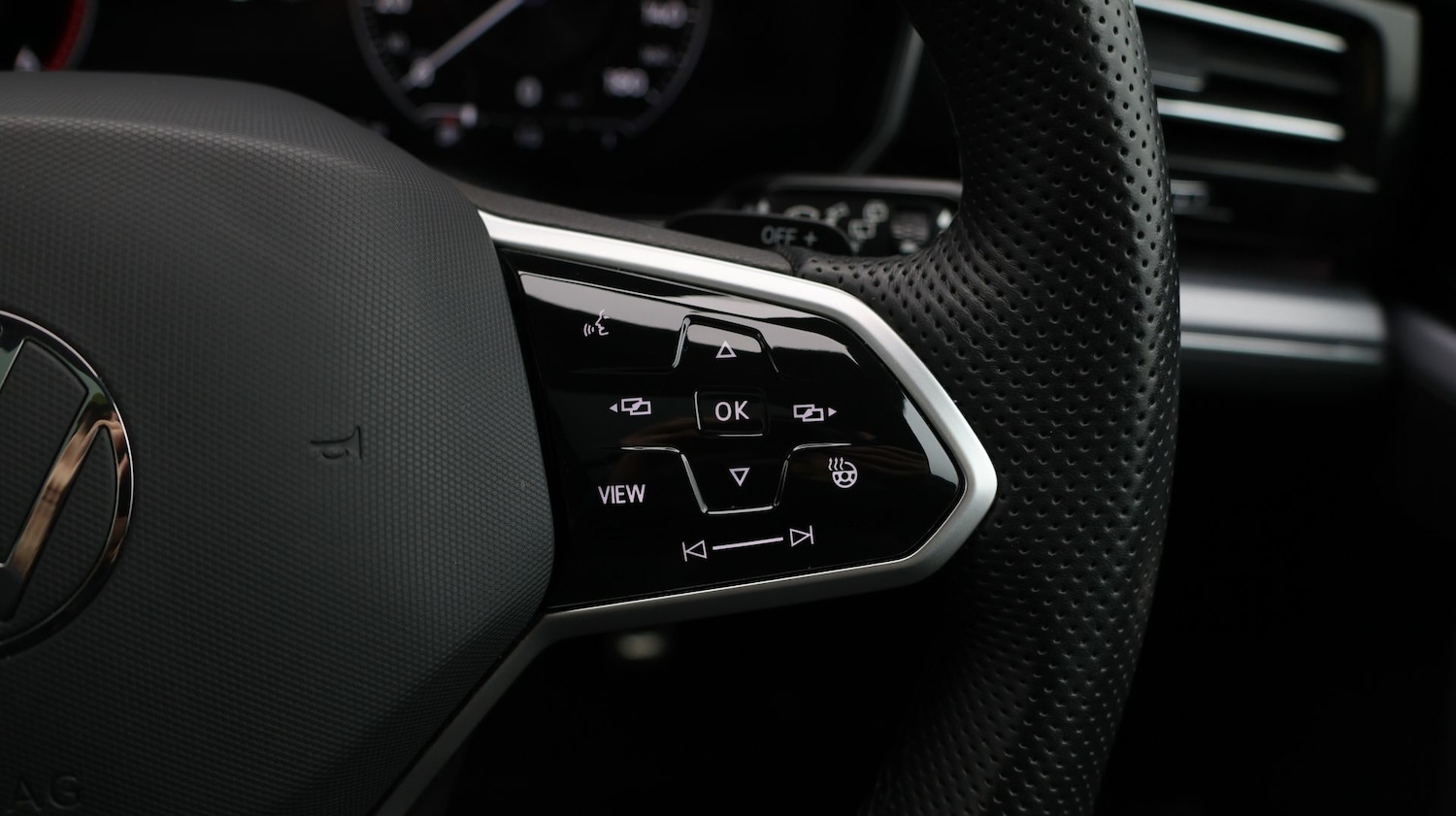 Used Volkswagen Touareg 2023 for sale - 77749669: Photo 28