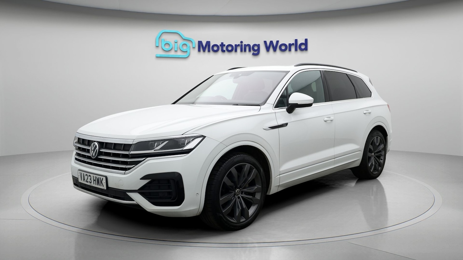 Used Volkswagen Touareg 2023 for sale - 77749669: Photo 3