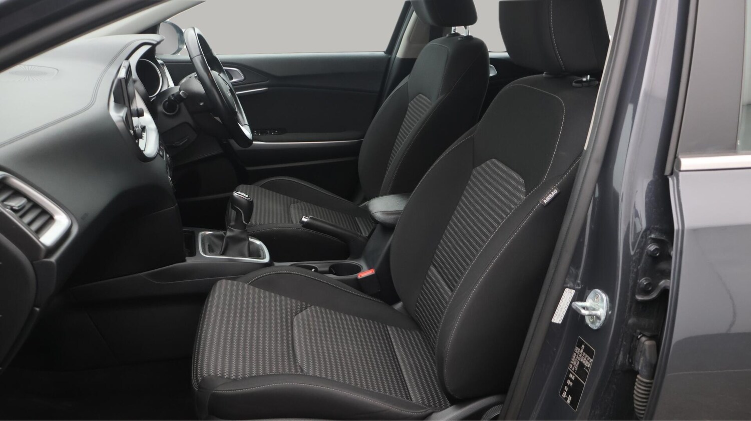 Used Kia XCeed 2021 for sale - 76633793: Photo 15