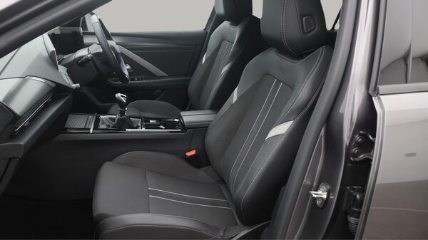 Used Vauxhall Astra 2023 for sale - 76307667: Photo 15