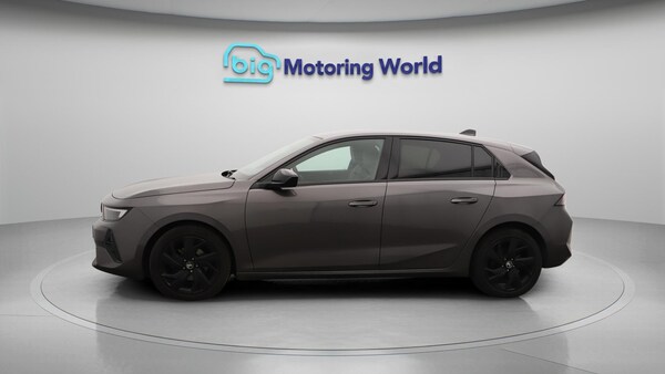Used Vauxhall Astra 2023 for sale - 76307667: Photo 5