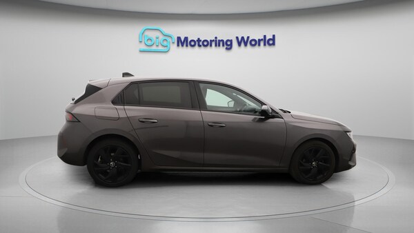 Used Vauxhall Astra 2023 for sale - 76307667: Photo 9