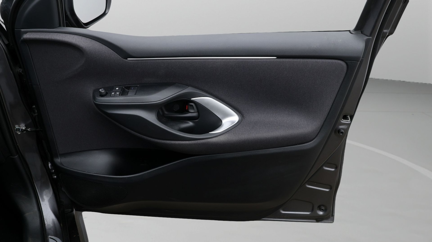 Used Toyota Yaris 2023 for sale - 77445832: Photo 15