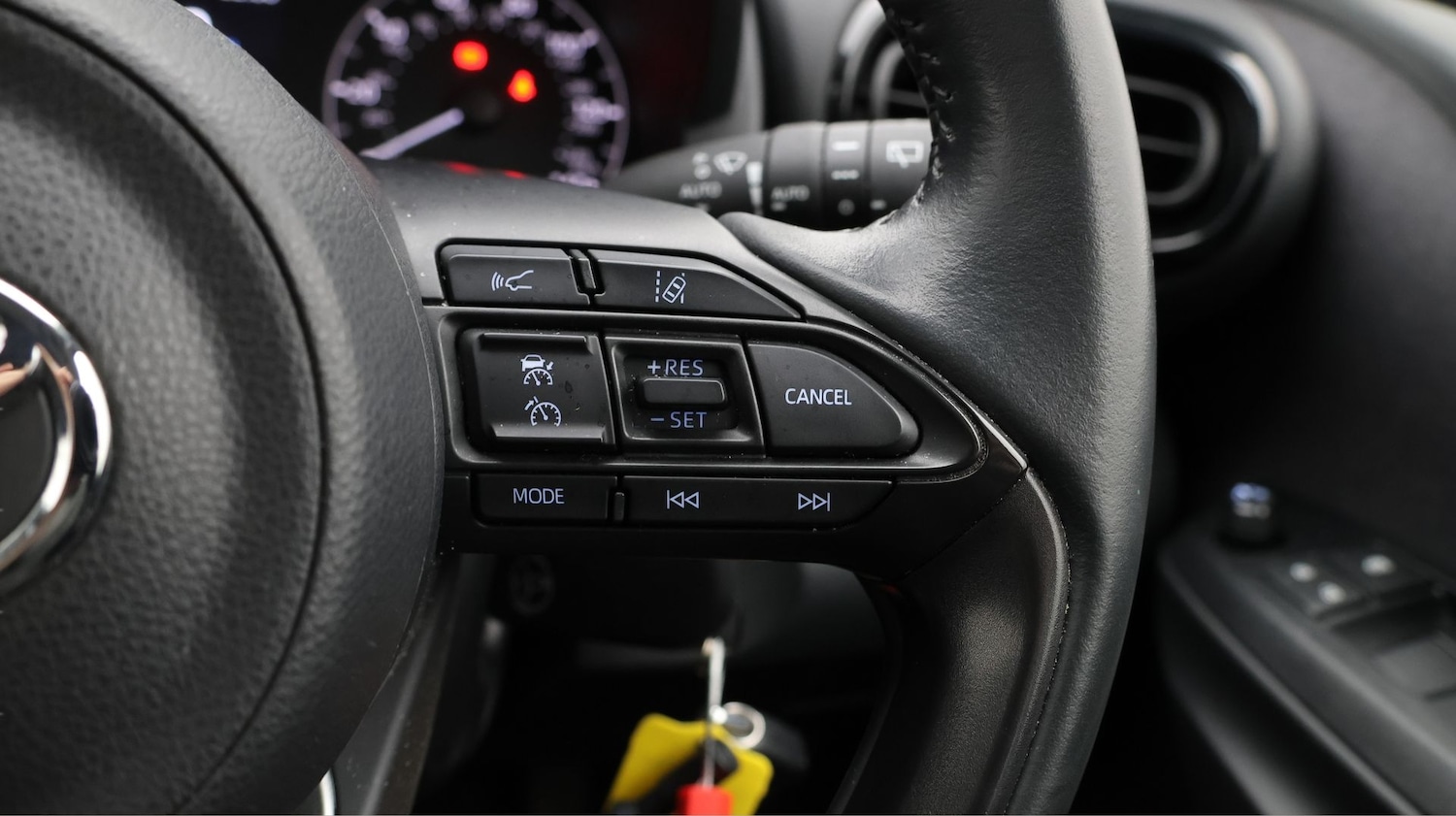 Used Toyota Yaris 2023 for sale - 77445832: Photo 26