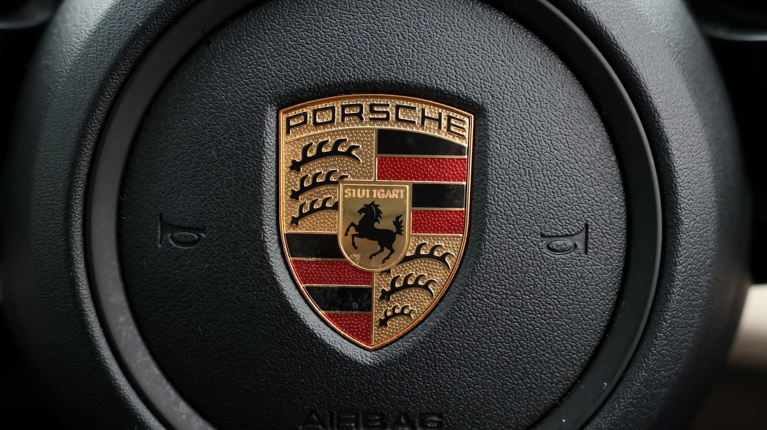 Used Porsche Taycan 2022 for sale - 77375960: Photo 22