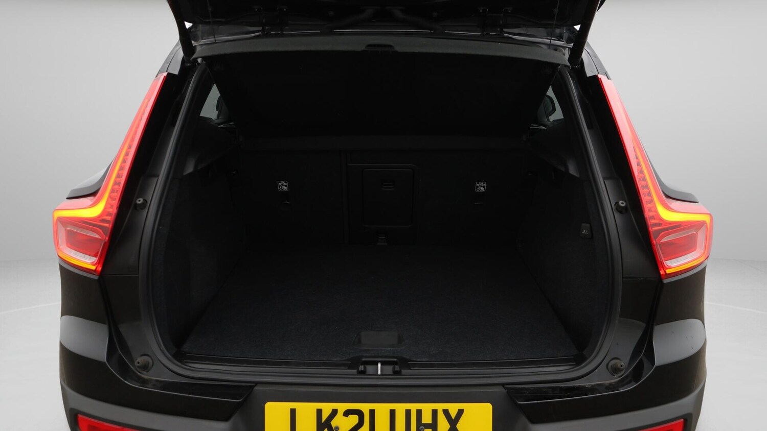 Used Volvo XC40 2021 for sale - 76765671: Photo 18