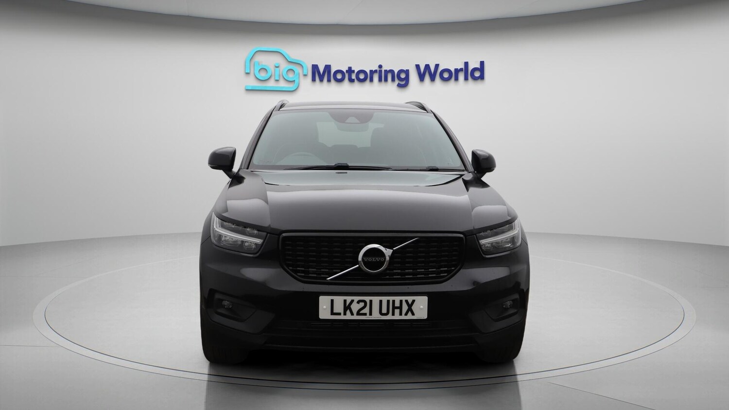 Used Volvo XC40 2021 for sale - 76765671: Photo 3