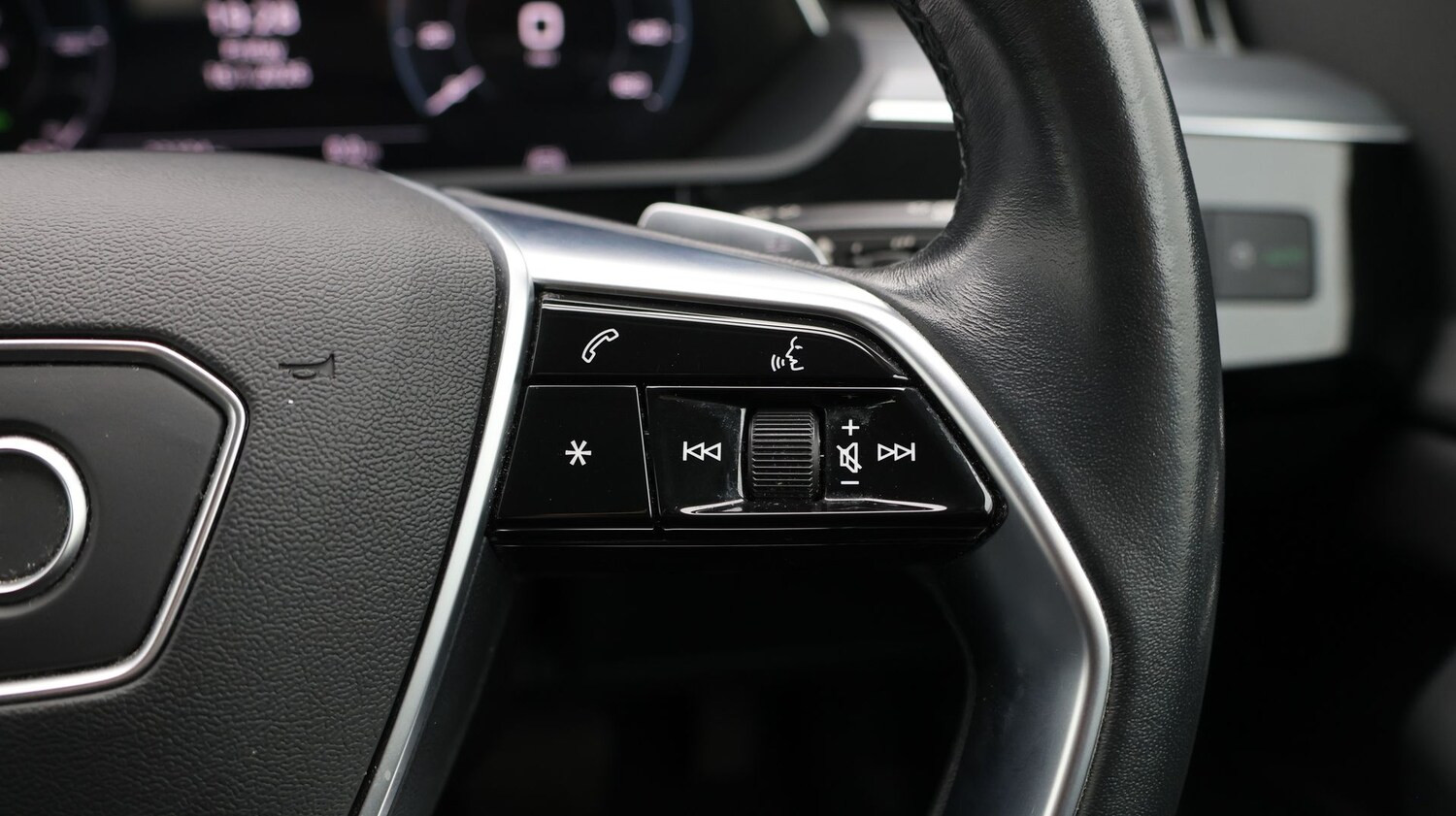 Used Audi e-tron 2021 for sale - 77247752: Photo 24