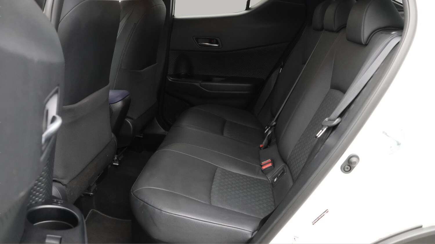 Used Toyota C-HR 2020 for sale - 76646261: Photo 17