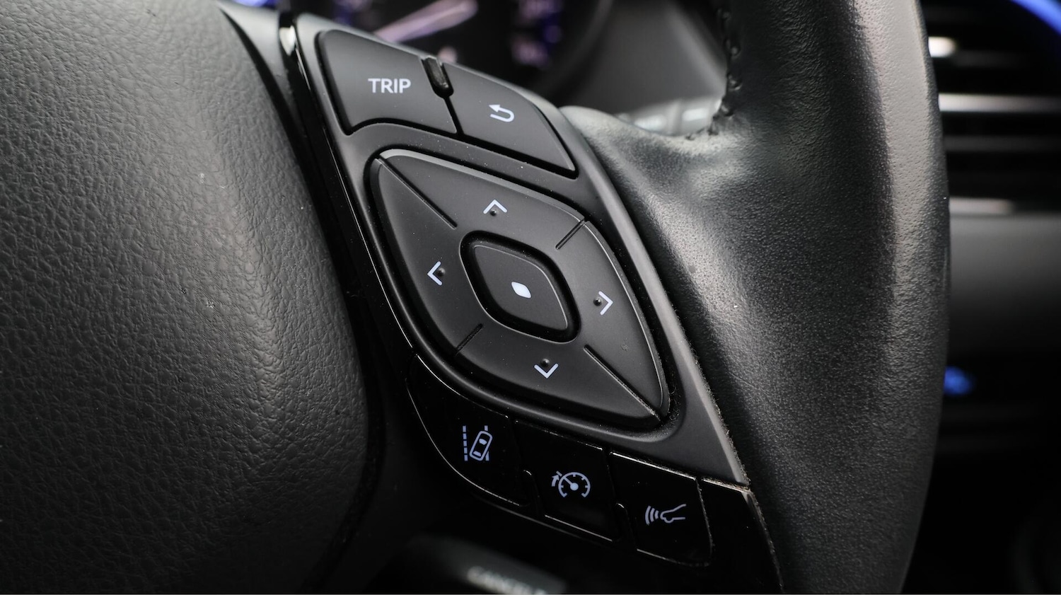 Used Toyota C-HR 2020 for sale - 76646261: Photo 26