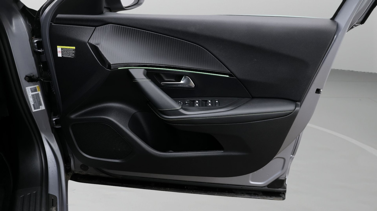 Used Peugeot 2008 2023 for sale - 77536308: Photo 15